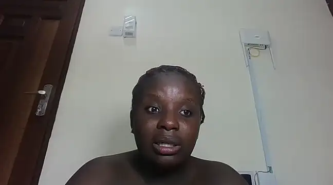 Snapshot of hotebbbyy chatting on 12.10.24 hotebbbyy online show from 12.10.24