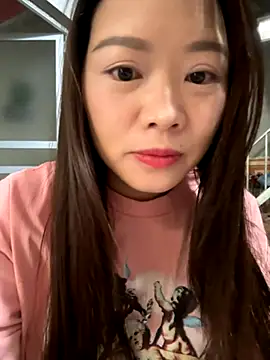 Hellen 111 online show from 10.27.25