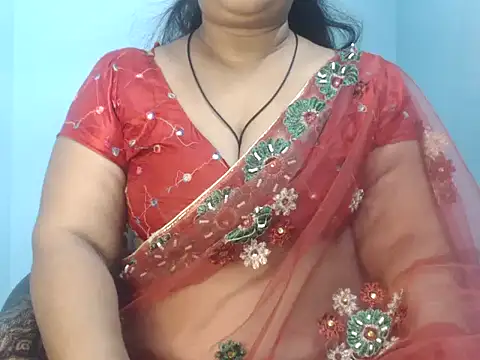 Snapshot of sapna-ji chatting on 01.04.25 sapna-ji online show from 01.04.25
