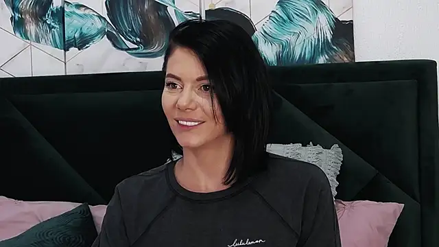 tanyagrey online show from 12.03.24