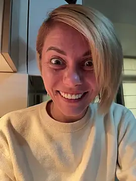 tanyagrey online show from 10.27.25