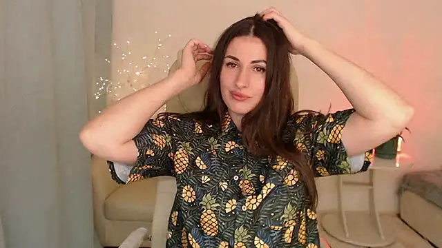 Snapshot of MaryMalory11 chatting on 02.26.25 MaryMalory11 online show from 02.26.25