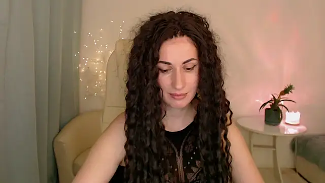 Snapshot of MaryMalory11 chatting on 03.17.25 MaryMalory11 online show from 03.17.25