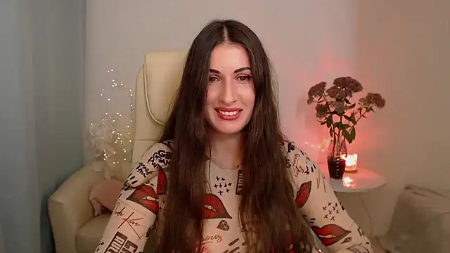 Snapshot of MaryMalory11 chatting on 09.30.25 MaryMalory11 online show from 09.30.25