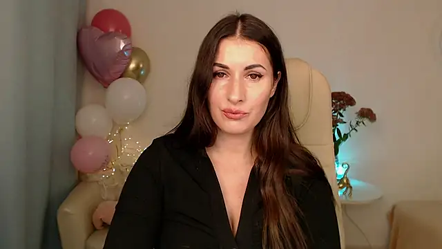 Snapshot of MaryMalory11 chatting on 10.15.25 MaryMalory11 online show from 10.15.25