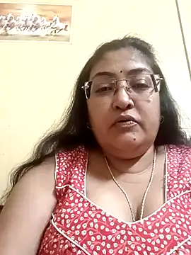 Snapshot of LAVERNIYA_ chatting on 02.15.25 LAVERNIYA  online show from 02.15.25