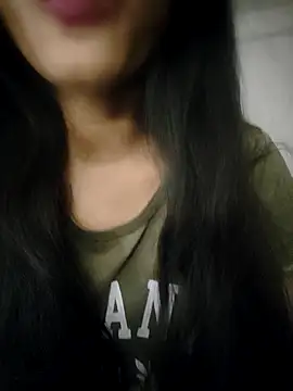 Snapshot of Hot_Goldengirl chatting on 02.26.25 Hot Goldengirl online show from 02.26.25