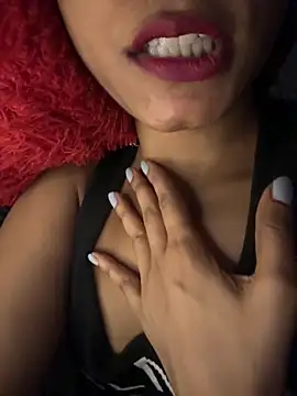 Snapshot of Hot_Goldengirl chatting on 09.29.25 Hot Goldengirl online show from 09.29.25