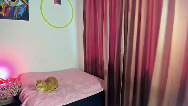 Snapshot of nicole_volkov chatting on 02.06.25 nicole volkov online show from 02.06.25