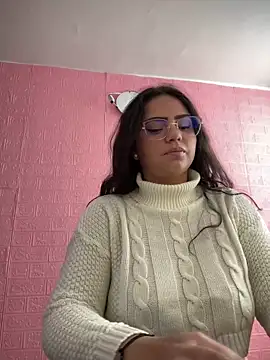 Snapshot of karol_9 chatting on 03.22.25 karol 9 online show from 03.22.25