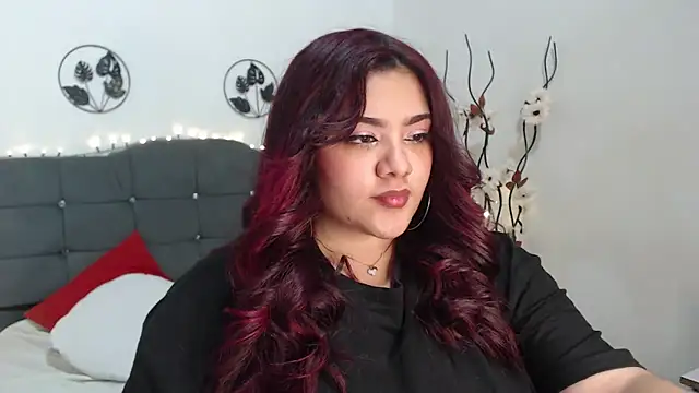Snapshot of KathyGonzalez chatting on 01.13.25 KathyGonzalez online show from 01.13.25