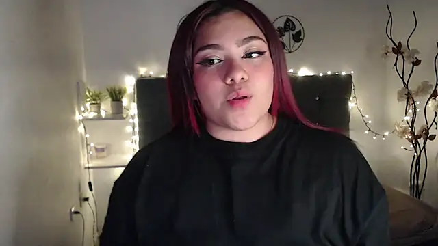 Snapshot of KathyGonzalez chatting on 01.24.25 KathyGonzalez online show from 01.24.25