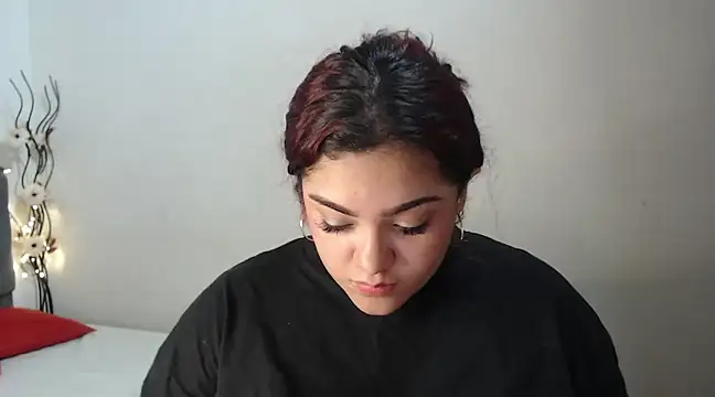 Snapshot of KathyGonzalez chatting on 03.13.25 KathyGonzalez online show from 03.13.25