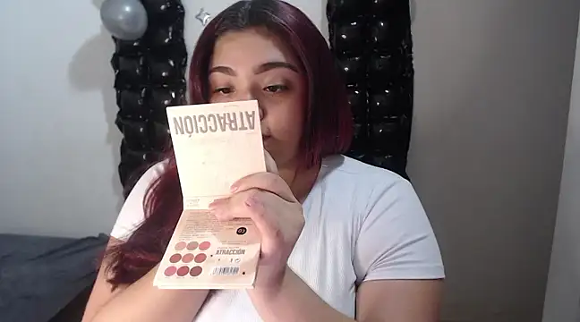 Snapshot of KathyGonzalez chatting on 03.19.25 KathyGonzalez online show from 03.19.25