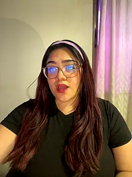 Snapshot of KathyGonzalez chatting on 09.15.25 KathyGonzalez online show from 09.15.25