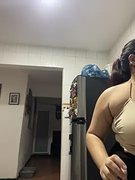 Snapshot of KathyGonzalez chatting on 09.16.25 KathyGonzalez online show from 09.16.25