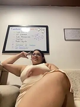 Snapshot of KathyGonzalez chatting on 09.27.25 KathyGonzalez online show from 09.27.25