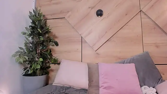 Snapshot of Natasha_Smith09 chatting on 12.29.24 Natasha Smith09 online show from 12.29.24