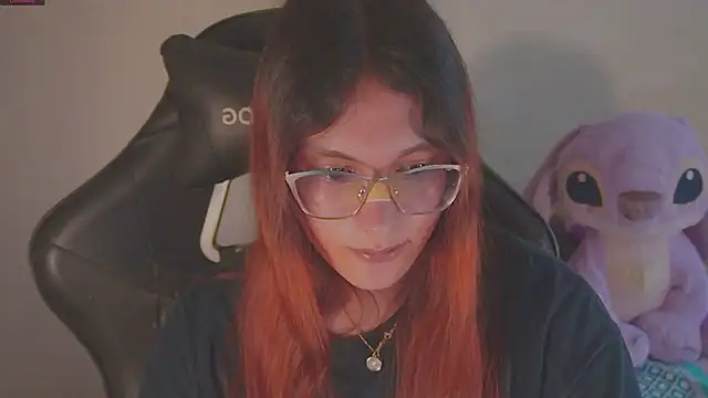 Snapshot of xofix chatting on 01.24.25 xofix online show from 01.24.25