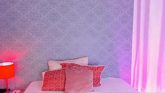 Snapshot of CatrinaRossi chatting on 01.16.25 CatrinaRossi online show from 01.16.25