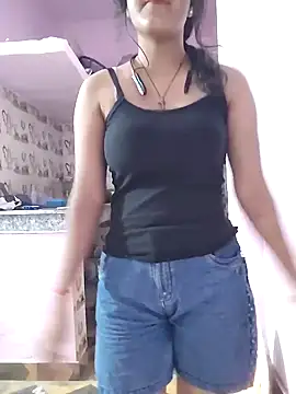 Snapshot of Bittu-rani chatting on 12.22.24 Bittu-rani online show from 12.22.24