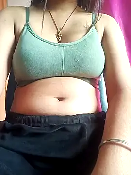 Snapshot of Bittu-rani chatting on 01.09.25 Bittu-rani online show from 01.09.25