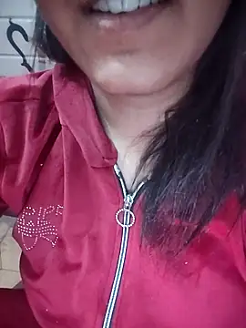 Snapshot of Bittu-rani chatting on 02.19.25 Bittu-rani online show from 02.19.25