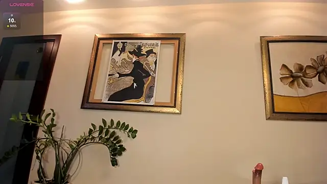 luna-catt online show from 03.15.25