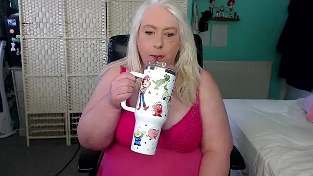 MatureVixen online show from 03.09.25