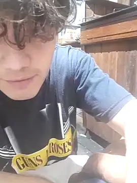 Snapshot of pedrodavid_ chatting on 09.19.25 pedrodavid online show from 09.19.25