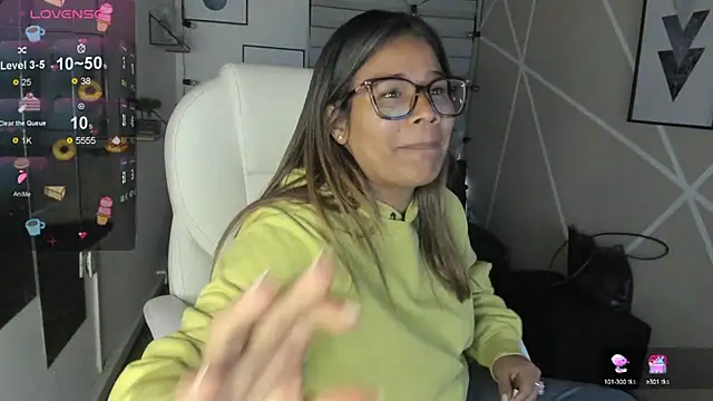 Enma  clark online show from 09.17.25