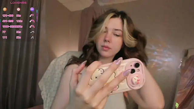 Snapshot of Vanessa_Walters chatting on 11.27.25 Vanessa Walters online show from 11.27.25