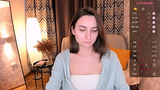 Snapshot of annacooleman chatting on 02.12.25 annacooleman online show from 02.12.25