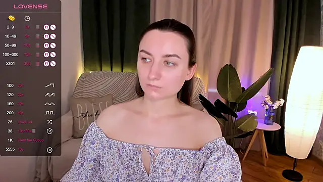 Snapshot of annacooleman chatting on 03.12.25 annacooleman online show from 03.12.25