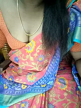 Snapshot of tamil_subha69 chatting on 03.01.25 tamil subha69 online show from 03.01.25