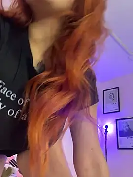 Snapshot of SweetJennaa chatting on 01.25.25 SweetJennaa online show from 01.25.25
