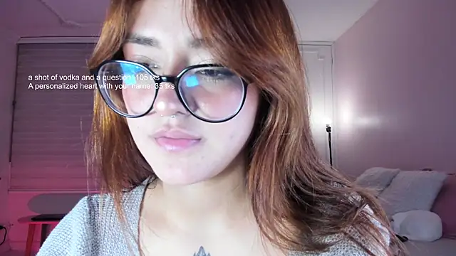 Snapshot of SweetJennaa chatting on 02.25.25 SweetJennaa online show from 02.25.25
