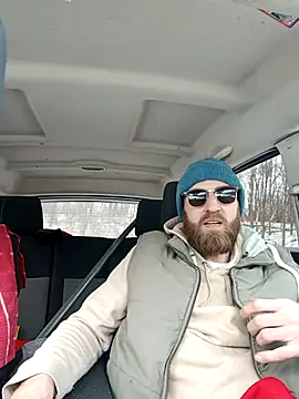 otterlover123 online show from 02.20.25