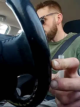 otterlover123 online show from 03.14.25