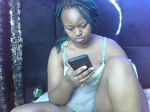 Snapshot of Candii_wet_ chatting on 01.25.25 Candii wet  online show from 01.25.25