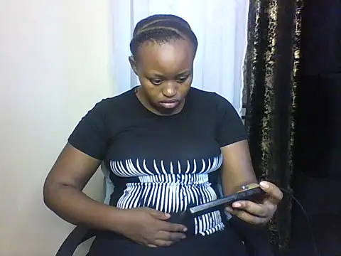 Snapshot of Candii_wet_ chatting on 02.09.25 Candii wet  online show from 02.09.25