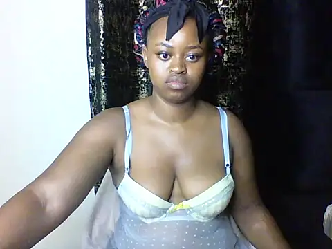 Snapshot of Candii_wet_ chatting on 03.11.25 Candii wet  online show from 03.11.25