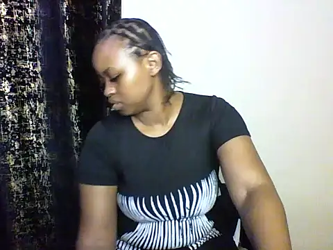 Snapshot of Candii_wet_ chatting on 09.13.25 Candii wet  online show from 09.13.25
