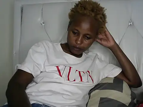 Candykitten online show from 02.03.25