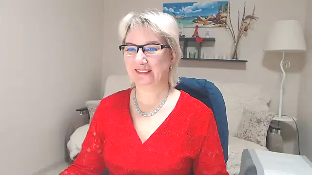 FleurMays online show from 02.04.25