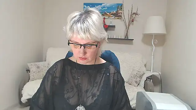 FleurMays online show from 02.14.25