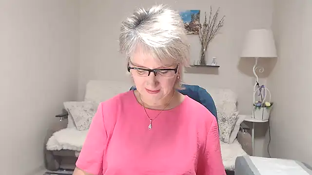 FleurMays online show from 09.29.25