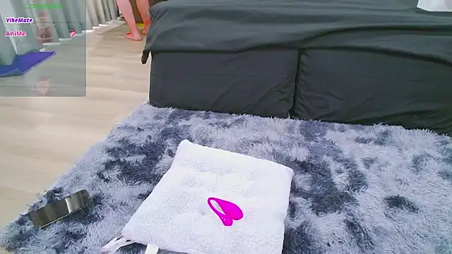 Chinhh9-9 online show from 12.25.24