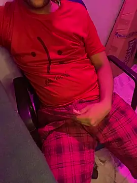 Snapshot of Vampiredaddy_ chatting on 10.27.25 Vampiredaddy online show from 10.27.25