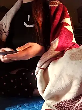 Snapshot of JasminePham chatting on 01.18.25 JasminePham online show from 01.18.25